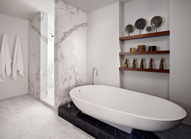 10 Marble Bathroom Design Ideas to Inspire You. To see more Luxury Bathroom ideas visit us at www.luxurybathrooms.eu #luxurybathrooms #homedecorideas #bathroomideas