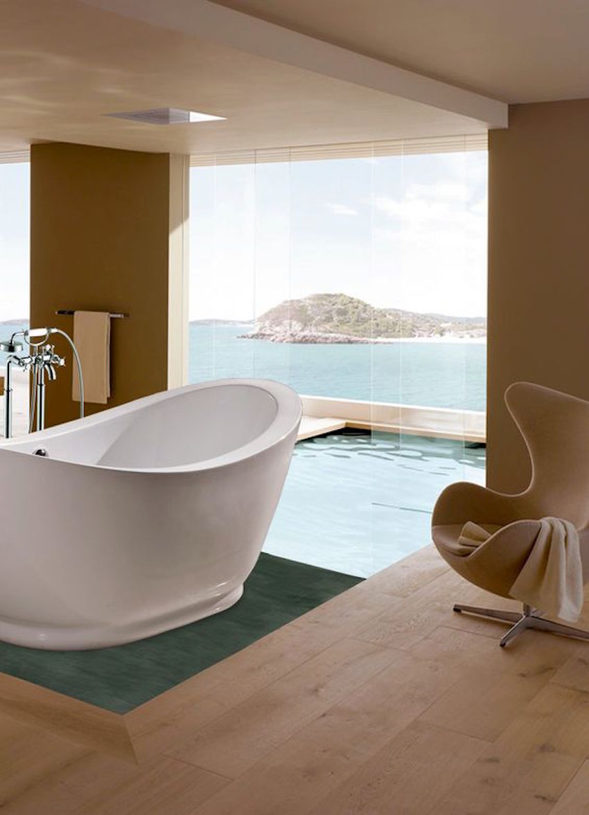 10 Luxury Bathtubs with an Astonishing View