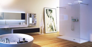 Luxury Bathrooms: 10 Amazing Modern Glass Shower Enclosure Ideas ➤To see more Luxury Bathroom ideas visit us at www.luxurybathrooms.eu #luxurybathrooms #homedecorideas #bathroomideas @BathroomsLuxury