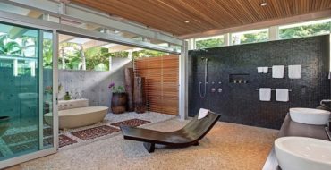 Luxurious Bathrooms: The most stunning natural rock bathtubs