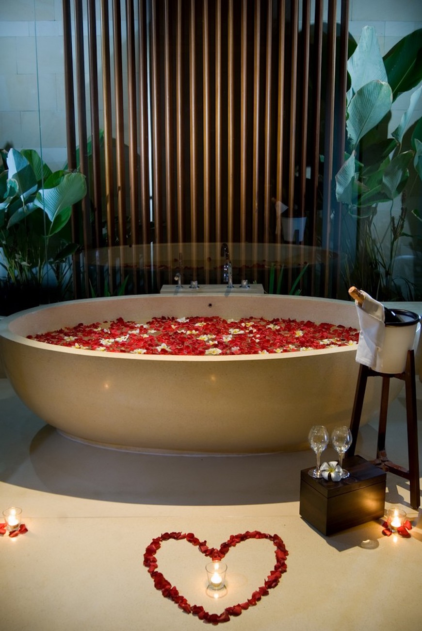 How To Decorate Your Bathroom For Valentine’s Day
