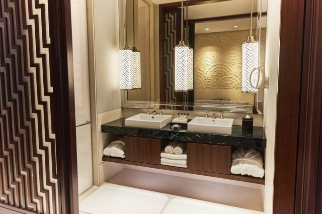 Discover The Luxury Bathroom Design Of This Five- Star Hotel