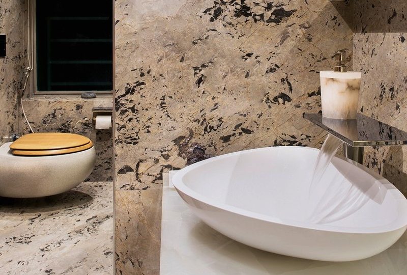 ZZ Architects Are The Best Inspo To Create A Marble Bathroom Design 