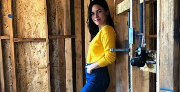 Sophia Bush Shows You How To Decorate A Dramatic Bathroom Design