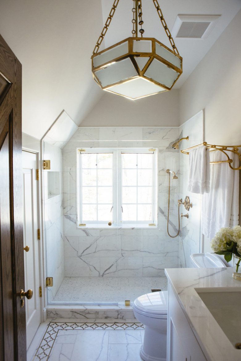 Inspirational Guide for Bathroom Decor: White Bathrooms by Alexandra Kaehler