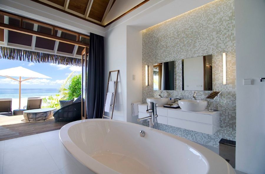 Incredible Inspirations: Luxurious Hotel Bathroom Designs To Admire