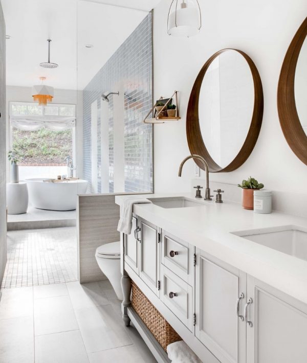 White Bathroom Decor Ideas: 15 Dazzling Examples